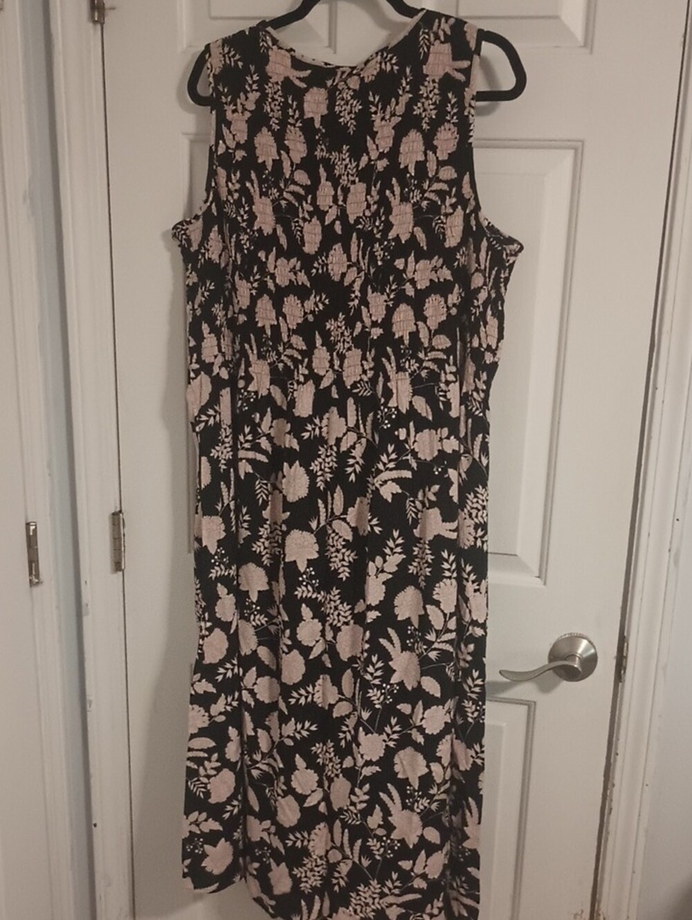 croft & barrow Black Maxi Dress with Light Pink Floral Pattern - Picture 7 of 7